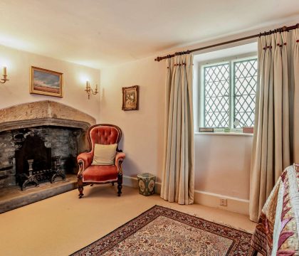 The Court House Bedroom 3 - StayCotswold