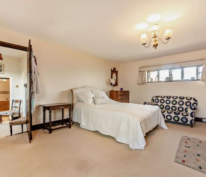 The Court House Bedroom 4 - StayCotswold