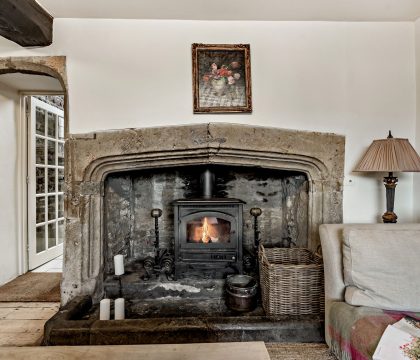 The Court House Family Room - StayCotswold