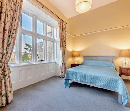 Miserden Park Flat Master Bedroom - StayCotswold