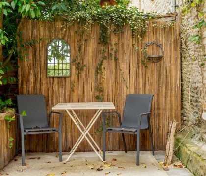 The Reading Room Garden - StayCotswold