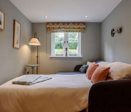 Laurel Tree Cottage Double Bedroom - StayCotswold