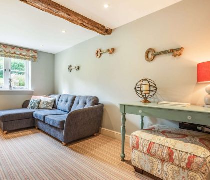 Laurel Tree Cottage Lounge - StayCotswold