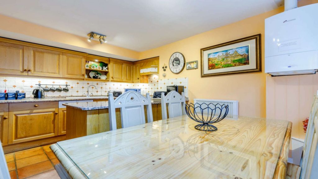 Middle Gable, 2 Bed Holiday Home in BourtonontheWater