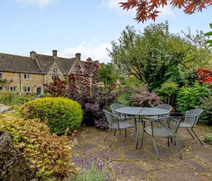 Middle Gable Garden - StayCotswold