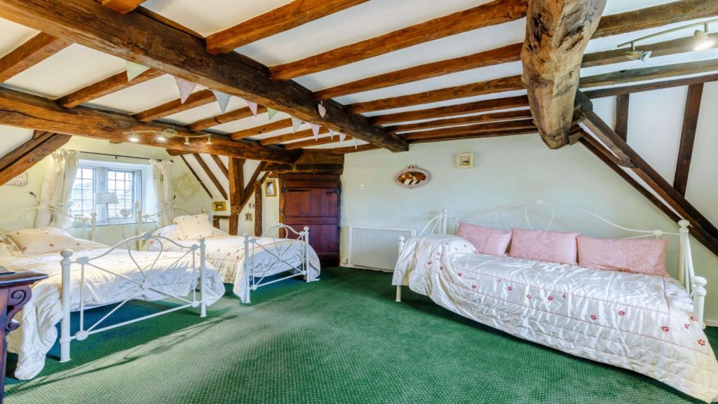 Middle Gable, 2 Bed Holiday Home in BourtonontheWater