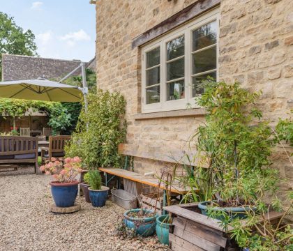 Barnsley Cottage Garden Seating Area - StayCotswold