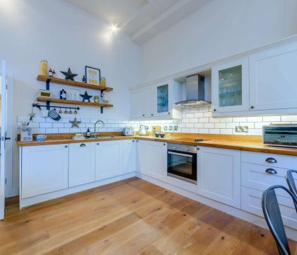 Church Mews Kitchen Area - StayCotswold