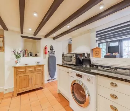 Spa Changing Rooms Kitchen - StayCotswold