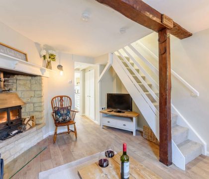 Bumble Cottage - Sitting Room - StayCotswold