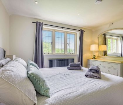 Willows House Bedroom 3 - StayCotswold