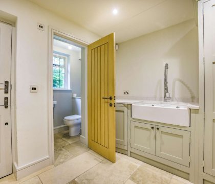 Willows House Utility Room - StayCotswold