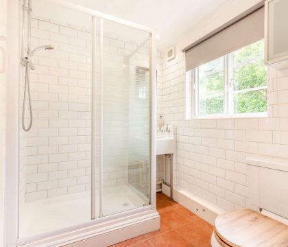 Norman Chapel Shower Room - StayCotswold