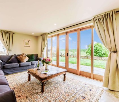 Owls Roost Sun Room- StayCotswold