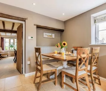 The Old Farmhouse Kitchen - StayCotswold