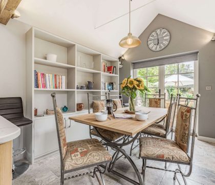 Keeley Cottage Dining Area - StayCotswold