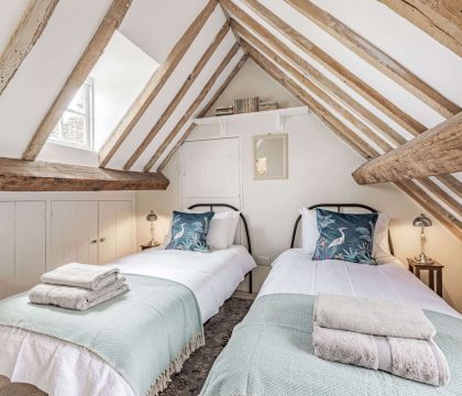 Keeley Cottage Bedroom 2 - StayCotswold