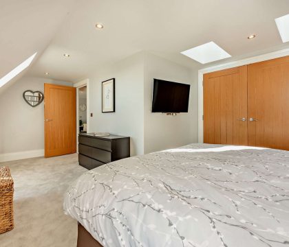 The Nook Bedroom - StayCotswold