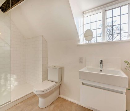 Causeway Cottage Family Shower Room - StayCotswold