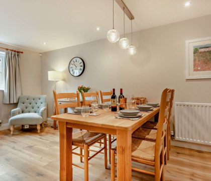 Cedar Cottage Kitchen - StayCotswold 