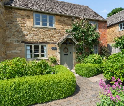 Spring Cottage - StayCotswold