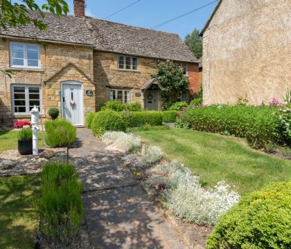 Spring Cottage - StayCotswold