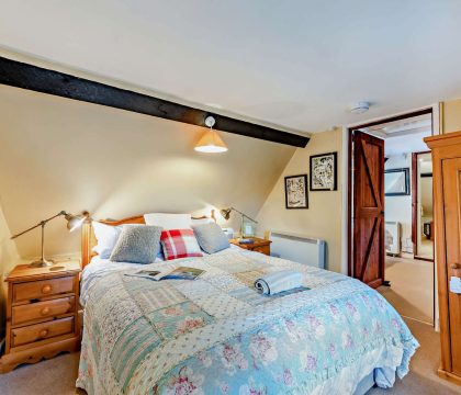 Tythebarn Cottage Master Bedroom - StayCotswold