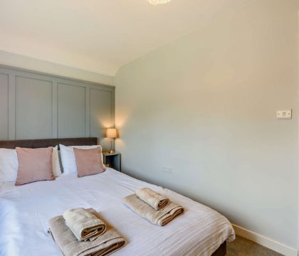 Lulham Bedroom 4 - StayCotswold