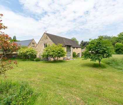 Bunt Barn Garden - StayCotswold