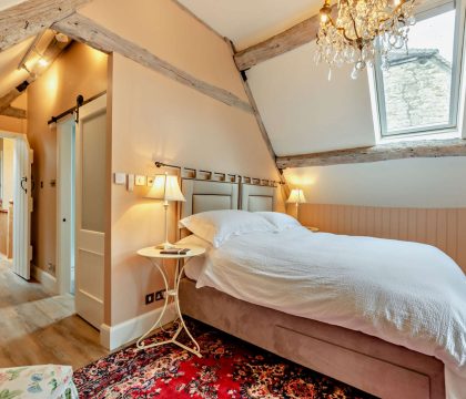 Rectory Barn Bedroom 2 - StayCotswold