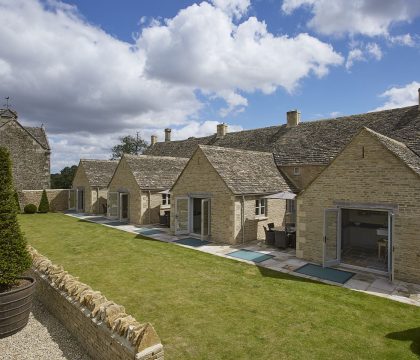 Grey's Cottage - StayCotswold