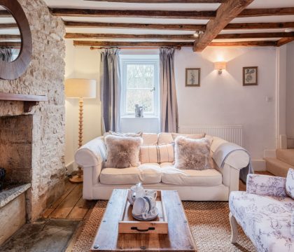 Archway Cottage Sitting Room - StayCotswold