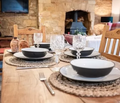 Archway Cottage Dining Area - StayCotswold