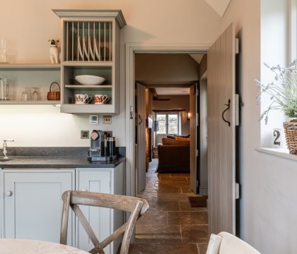 Stable Cottage Kitchen - StayCotswold