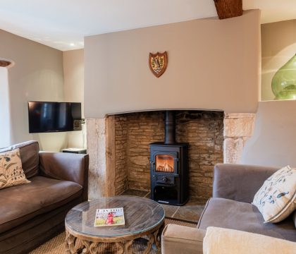 Owl Cottage Sitting Room - StayCotswold