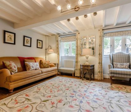 Laurel Tree Cottage Lounge - StayCotswold