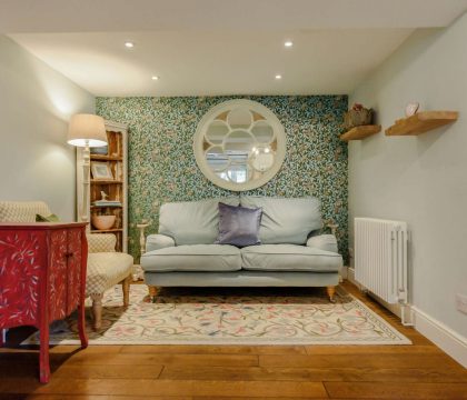 Laurel Tree Cottage Lounge - StayCotswold