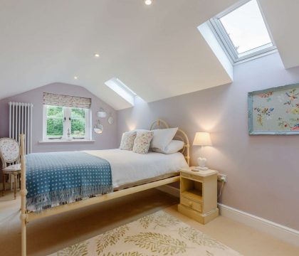 Laurel Tree Cottage Double Bedroom - StayCotswold