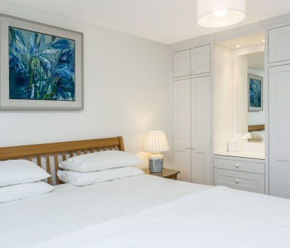 Twigs Sitting Bedroom - StayCotswold