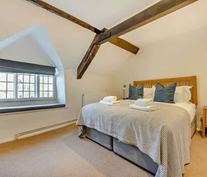 Causeway Cottage Bedroom 2 - StayCotswold