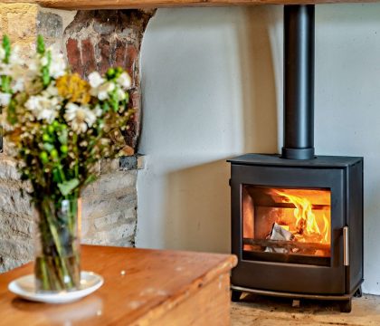 Bea's Cottage Sitting Room - StayCotswold