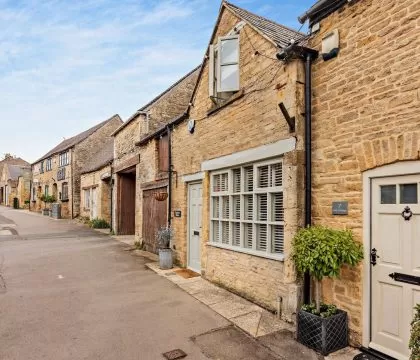 Masters House - StayCotswold