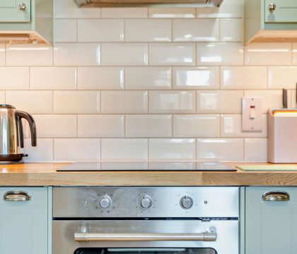 The Old School House Kitchen - StayCotswold