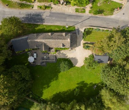 Causeway Cottage Garden - StayCotswold