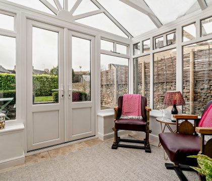 2 Bottom End Garden Room - StayCotswold