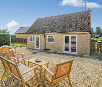 Ways End Garden - StayCotswold