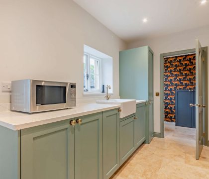 Hillview Utility - StayCotswold