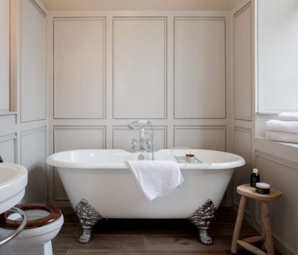 Yew Tree Farm Master Bedroom Ensuite - StayCotswold