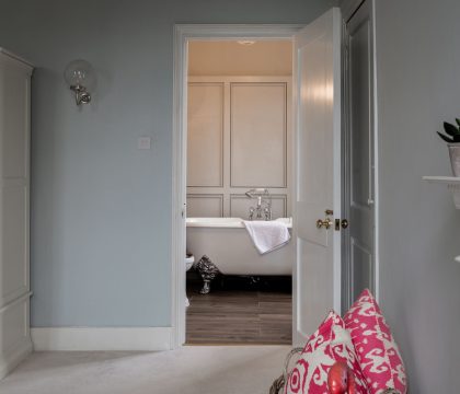 Yew Tree Farm Master Bedroom - StayCotswold