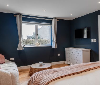 Nursery End House Bedroom 5 - StayCotswold